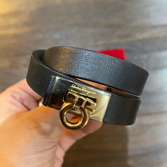 Salvatore Ferragamo Double Wrap Leather Bracelet - Picture 2 of 3